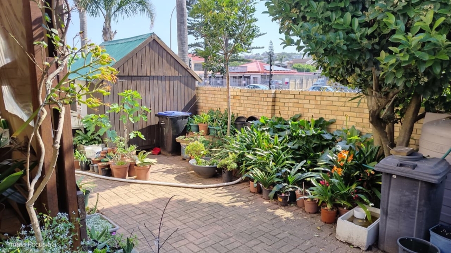 4 Bedroom Property for Sale in Ferreira Town Eastern Cape